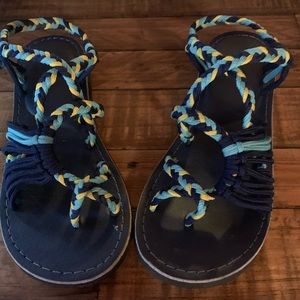 Vines sandals
